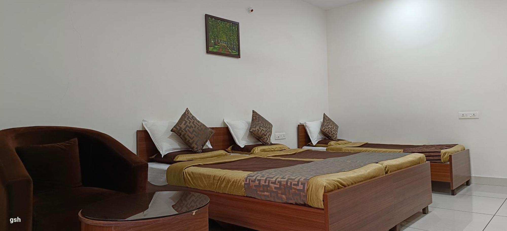 Sugamya Corner Guesthouse Mysore Zimmer foto